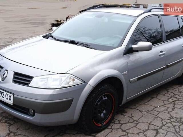 Рено Megane Scenic, об'ємом двигуна 1.6 л та пробігом 210 тис. км за 5100 $, фото 8 на Automoto.ua