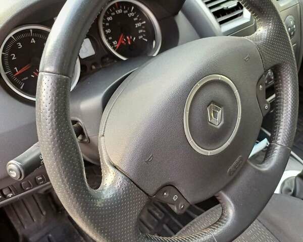 Рено Megane Scenic, объемом двигателя 2 л и пробегом 306 тыс. км за 5500 $, фото 20 на Automoto.ua