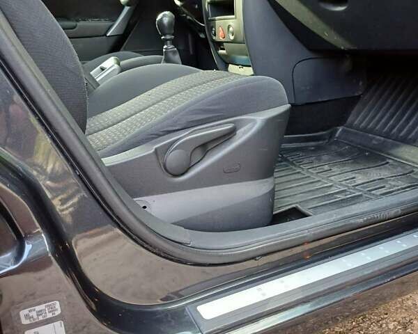 Рено Megane Scenic, объемом двигателя 2 л и пробегом 306 тыс. км за 5500 $, фото 13 на Automoto.ua