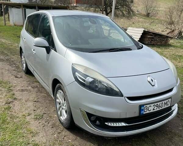 Рено Megane Scenic, об'ємом двигуна 1.5 л та пробігом 310 тис. км за 8000 $, фото 1 на Automoto.ua