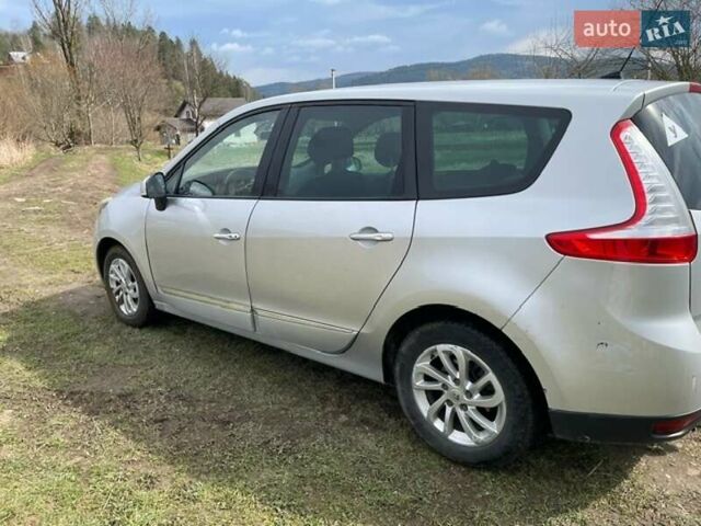 Рено Megane Scenic, объемом двигателя 1.5 л и пробегом 310 тыс. км за 8000 $, фото 5 на Automoto.ua