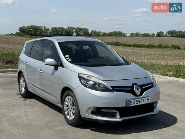 Рено Megane Scenic, объемом двигателя 1.46 л и пробегом 211 тыс. км за 9000 $, фото 11 на Automoto.ua