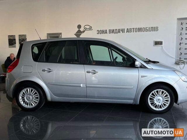 Серый Рено Megane Scenic, объемом двигателя 1.6 л и пробегом 142 тыс. км за 6500 $, фото 7 на Automoto.ua