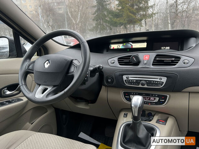 Рено Megane Scenic 2011 в Львове на Automoto.ua Серый Рено Megane Scenic, объемом двигателя 1.5 л и пробегом 214 тыс. км за 7600 $, фото 13 на Automoto.ua