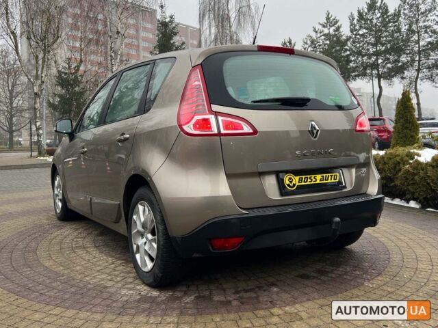 Рено Megane Scenic 2011 в Львове на Automoto.ua Серый Рено Megane Scenic, объемом двигателя 1.5 л и пробегом 214 тыс. км за 7600 $, фото 4 на Automoto.ua