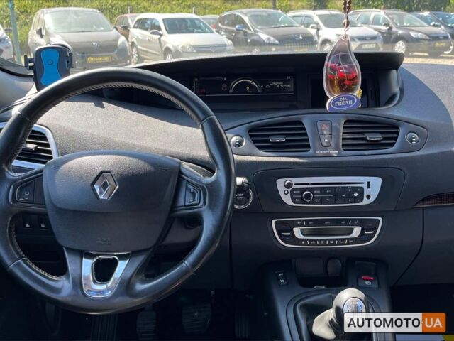 Сірий Рено Megane Scenic, об'ємом двигуна 1.5 л та пробігом 160 тис. км за 8600 $, фото 24 на Automoto.ua