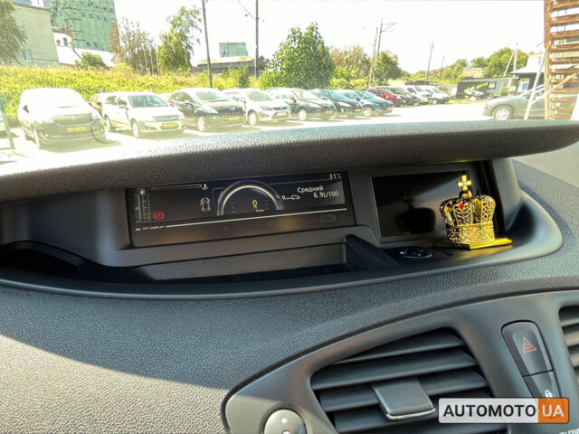 Сірий Рено Megane Scenic, об'ємом двигуна 1.5 л та пробігом 160 тис. км за 8600 $, фото 15 на Automoto.ua