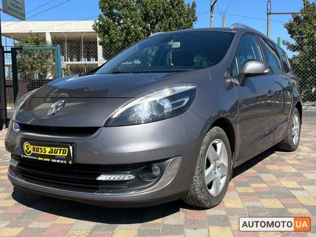 Сірий Рено Megane Scenic, об'ємом двигуна 1.5 л та пробігом 160 тис. км за 8600 $, фото 2 на Automoto.ua