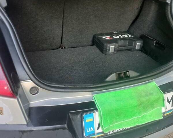 Сірий Рено Megane Scenic, об'ємом двигуна 1.6 л та пробігом 430 тис. км за 3500 $, фото 3 на Automoto.ua