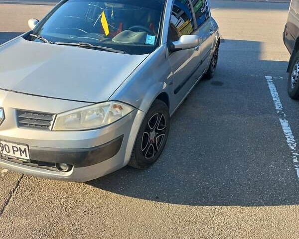 Сірий Рено Megane Scenic, об'ємом двигуна 1.6 л та пробігом 430 тис. км за 3500 $, фото 2 на Automoto.ua