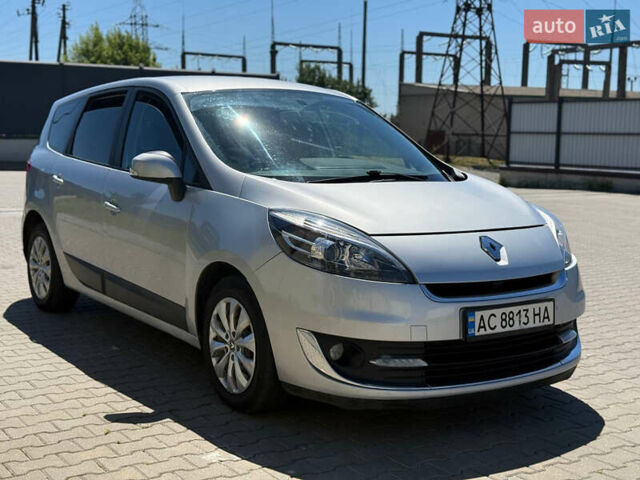 Серый Рено Megane Scenic, объемом двигателя 1.46 л и пробегом 350 тыс. км за 7000 $, фото 6 на Automoto.ua