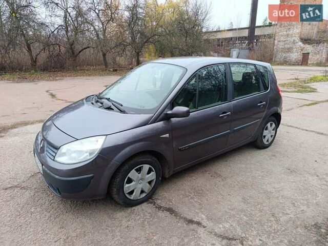Серый Рено Megane Scenic, объемом двигателя 1.6 л и пробегом 227 тыс. км за 4000 $, фото 2 на Automoto.ua