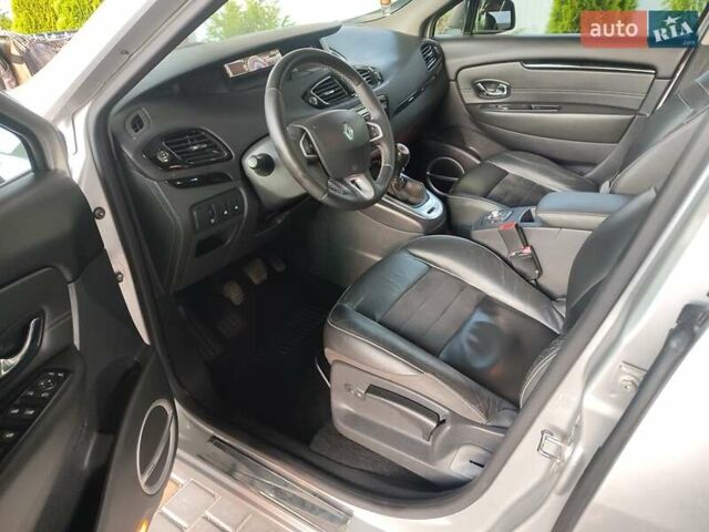 Серый Рено Megane Scenic, объемом двигателя 1.6 л и пробегом 232 тыс. км за 9200 $, фото 17 на Automoto.ua