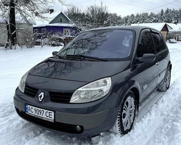 Серый Рено Megane Scenic, объемом двигателя 1.87 л и пробегом 223 тыс. км за 3900 $, фото 16 на Automoto.ua