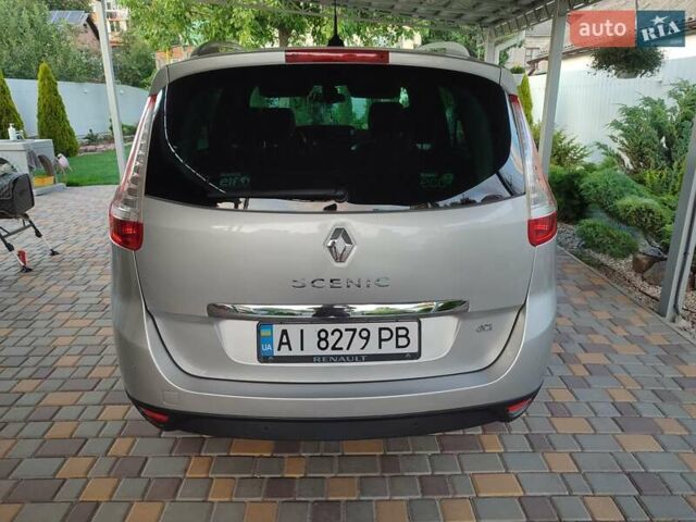 Серый Рено Megane Scenic, объемом двигателя 1.6 л и пробегом 232 тыс. км за 9200 $, фото 15 на Automoto.ua