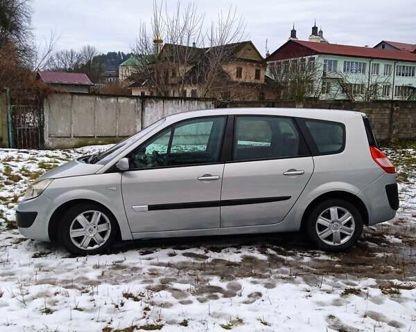 Серый Рено Megane Scenic, объемом двигателя 1.9 л и пробегом 390 тыс. км за 4700 $, фото 9 на Automoto.ua