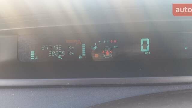 Серый Рено Megane Scenic, объемом двигателя 1.9 л и пробегом 277 тыс. км за 4400 $, фото 15 на Automoto.ua