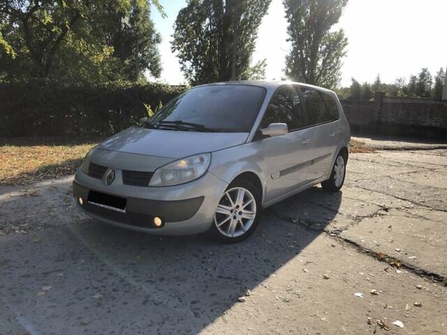 Сірий Рено Megane Scenic, об'ємом двигуна 2 л та пробігом 262 тис. км за 5100 $, фото 5 на Automoto.ua