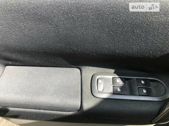 Сірий Рено Megane Scenic, об'ємом двигуна 2 л та пробігом 262 тис. км за 5100 $, фото 13 на Automoto.ua