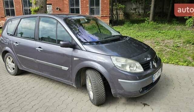 Серый Рено Megane Scenic, объемом двигателя 1.6 л и пробегом 356 тыс. км за 3900 $, фото 14 на Automoto.ua