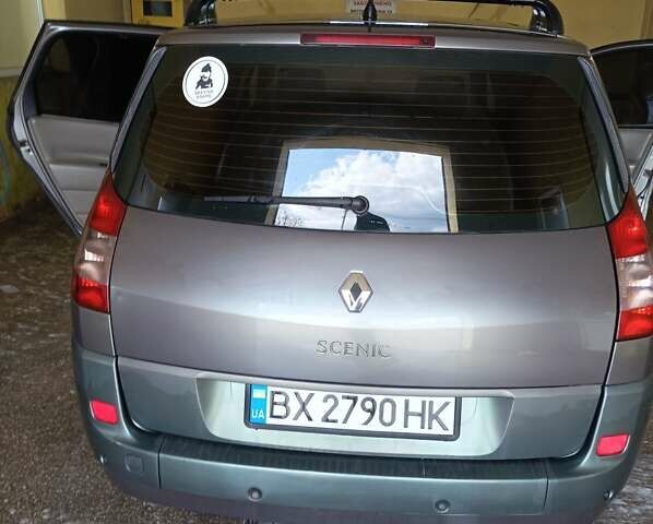 Серый Рено Megane Scenic, объемом двигателя 1.87 л и пробегом 253 тыс. км за 4673 $, фото 2 на Automoto.ua