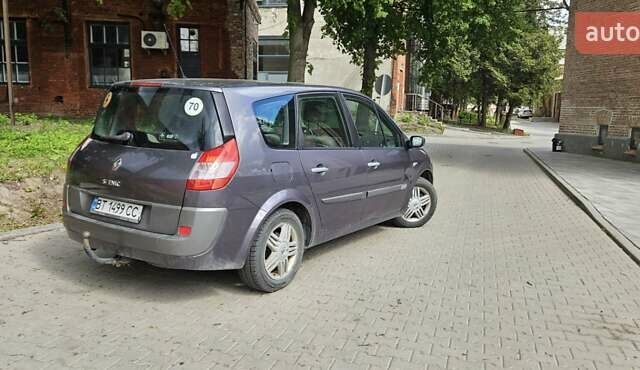 Серый Рено Megane Scenic, объемом двигателя 1.6 л и пробегом 356 тыс. км за 3900 $, фото 6 на Automoto.ua