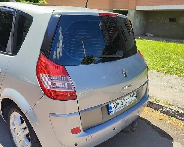 Серый Рено Megane Scenic, объемом двигателя 1.6 л и пробегом 330 тыс. км за 4200 $, фото 4 на Automoto.ua