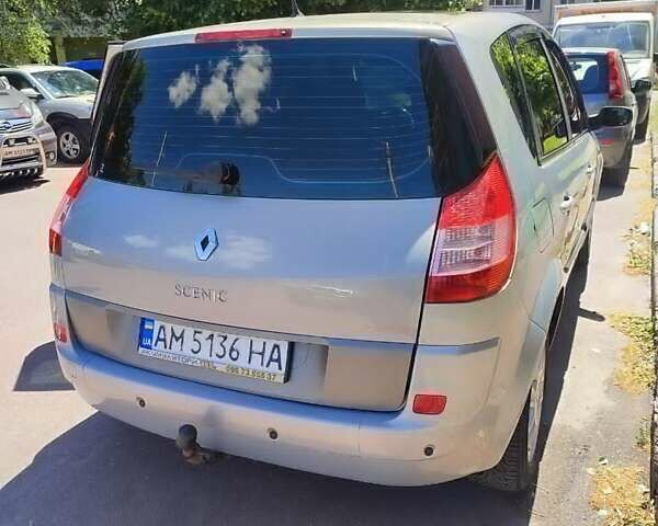 Серый Рено Megane Scenic, объемом двигателя 1.6 л и пробегом 330 тыс. км за 4200 $, фото 5 на Automoto.ua