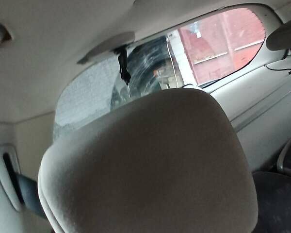 Сірий Рено Megane Scenic, об'ємом двигуна 1.6 л та пробігом 178 тис. км за 4700 $, фото 24 на Automoto.ua