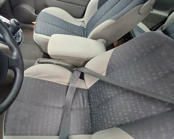 Сірий Рено Megane Scenic, об'ємом двигуна 1.6 л та пробігом 178 тис. км за 4700 $, фото 103 на Automoto.ua