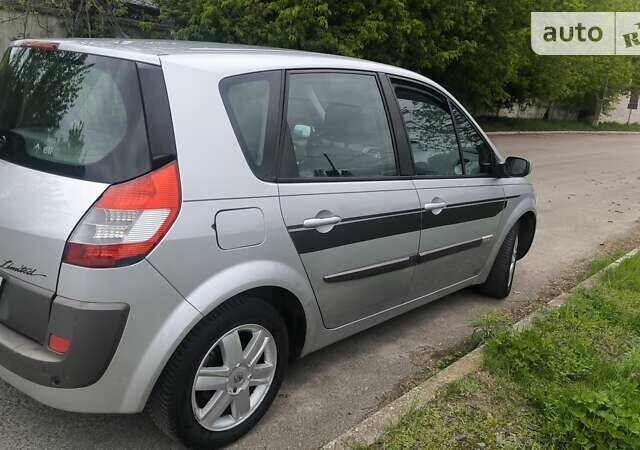 Сірий Рено Megane Scenic, об'ємом двигуна 1.6 л та пробігом 185 тис. км за 5000 $, фото 3 на Automoto.ua