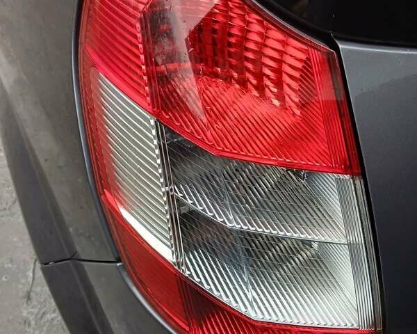 Сірий Рено Megane Scenic, об'ємом двигуна 1.6 л та пробігом 178 тис. км за 4700 $, фото 37 на Automoto.ua