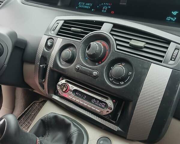 Сірий Рено Megane Scenic, об'ємом двигуна 1.6 л та пробігом 178 тис. км за 4700 $, фото 26 на Automoto.ua