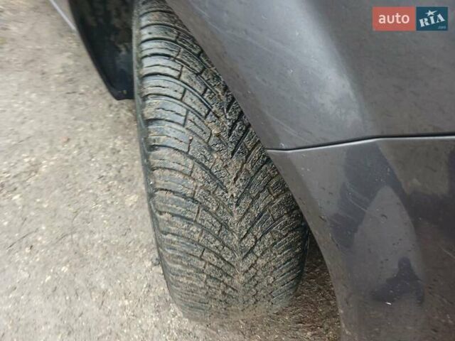 Сірий Рено Megane Scenic, об'ємом двигуна 1.6 л та пробігом 178 тис. км за 4700 $, фото 143 на Automoto.ua