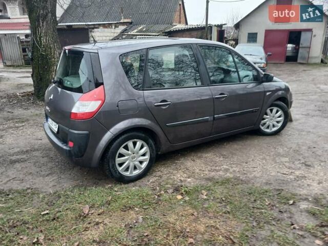 Сірий Рено Megane Scenic, об'ємом двигуна 1.6 л та пробігом 178 тис. км за 4700 $, фото 131 на Automoto.ua