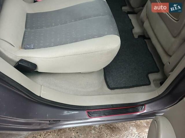 Сірий Рено Megane Scenic, об'ємом двигуна 1.6 л та пробігом 178 тис. км за 4700 $, фото 54 на Automoto.ua