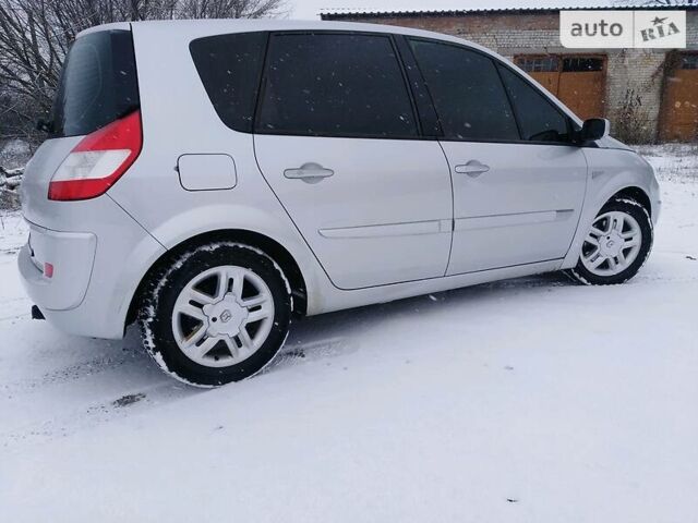 Сірий Рено Megane Scenic, об'ємом двигуна 1.9 л та пробігом 156 тис. км за 6500 $, фото 13 на Automoto.ua