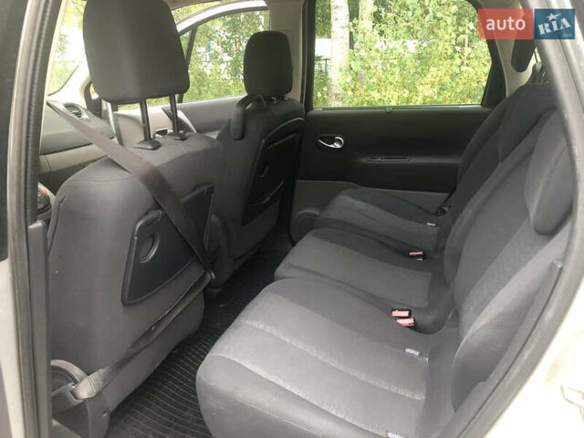 Сірий Рено Megane Scenic, об'ємом двигуна 1.6 л та пробігом 212 тис. км за 6500 $, фото 7 на Automoto.ua