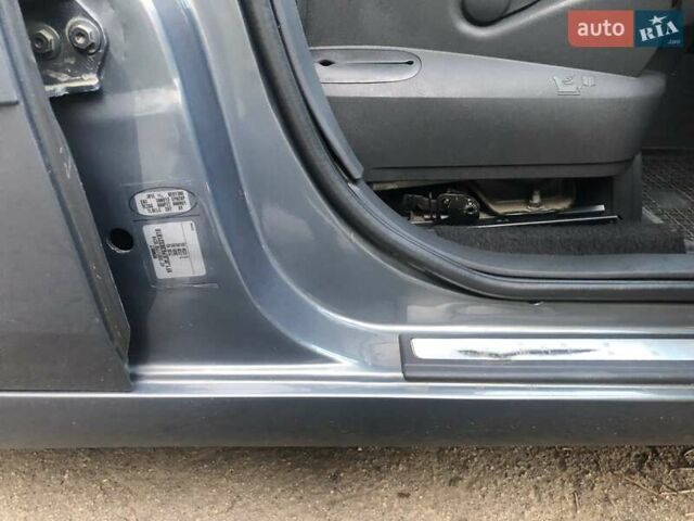 Сірий Рено Megane Scenic, об'ємом двигуна 1.46 л та пробігом 255 тис. км за 4500 $, фото 15 на Automoto.ua