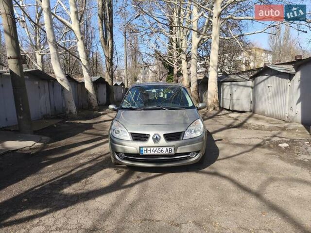 Сірий Рено Megane Scenic, об'ємом двигуна 1.6 л та пробігом 203 тис. км за 5200 $, фото 2 на Automoto.ua