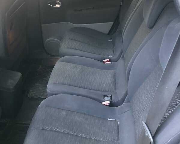 Сірий Рено Megane Scenic, об'ємом двигуна 1.46 л та пробігом 255 тис. км за 4500 $, фото 10 на Automoto.ua