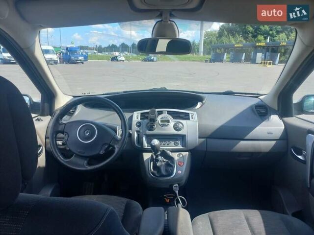 Сірий Рено Megane Scenic, об'ємом двигуна 1.9 л та пробігом 360 тис. км за 4500 $, фото 6 на Automoto.ua