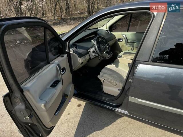 Серый Рено Megane Scenic, объемом двигателя 1.6 л и пробегом 285 тыс. км за 4500 $, фото 10 на Automoto.ua