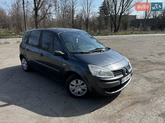 Серый Рено Megane Scenic, объемом двигателя 1.6 л и пробегом 285 тыс. км за 4500 $, фото 8 на Automoto.ua