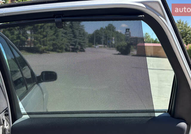 Сірий Рено Megane Scenic, об'ємом двигуна 2 л та пробігом 209 тис. км за 5999 $, фото 17 на Automoto.ua