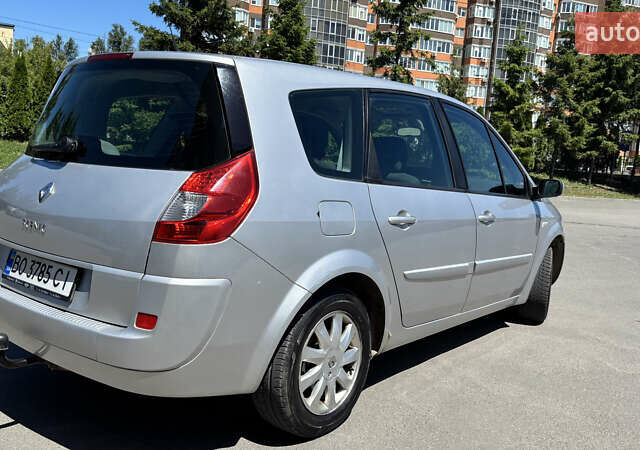 Сірий Рено Megane Scenic, об'ємом двигуна 2 л та пробігом 209 тис. км за 5999 $, фото 8 на Automoto.ua