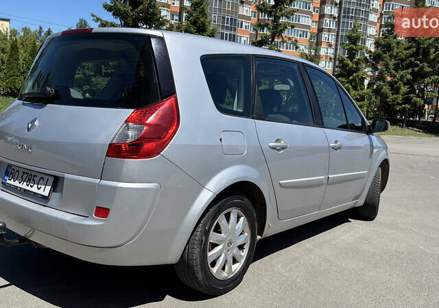 Сірий Рено Megane Scenic, об'ємом двигуна 2 л та пробігом 209 тис. км за 5999 $, фото 9 на Automoto.ua