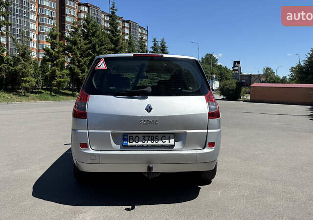 Сірий Рено Megane Scenic, об'ємом двигуна 2 л та пробігом 209 тис. км за 5999 $, фото 10 на Automoto.ua