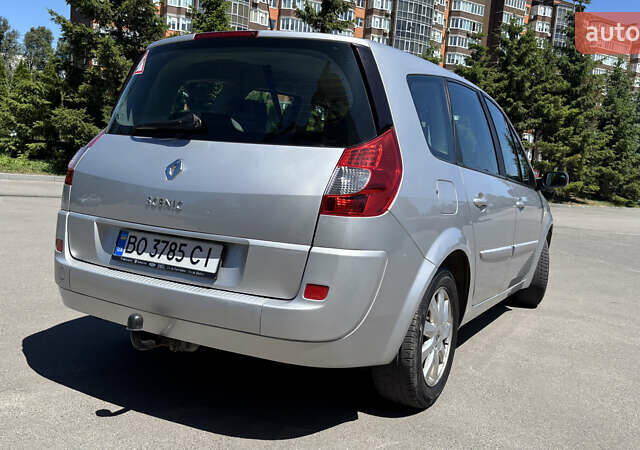 Сірий Рено Megane Scenic, об'ємом двигуна 2 л та пробігом 209 тис. км за 5999 $, фото 7 на Automoto.ua