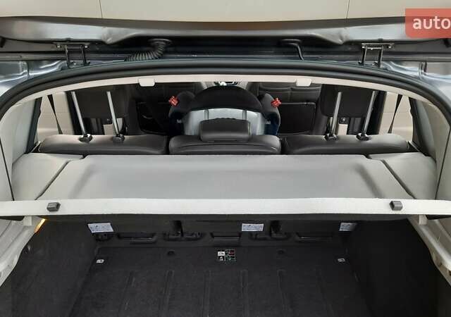Серый Рено Megane Scenic, объемом двигателя 1.46 л и пробегом 240 тыс. км за 7900 $, фото 100 на Automoto.ua